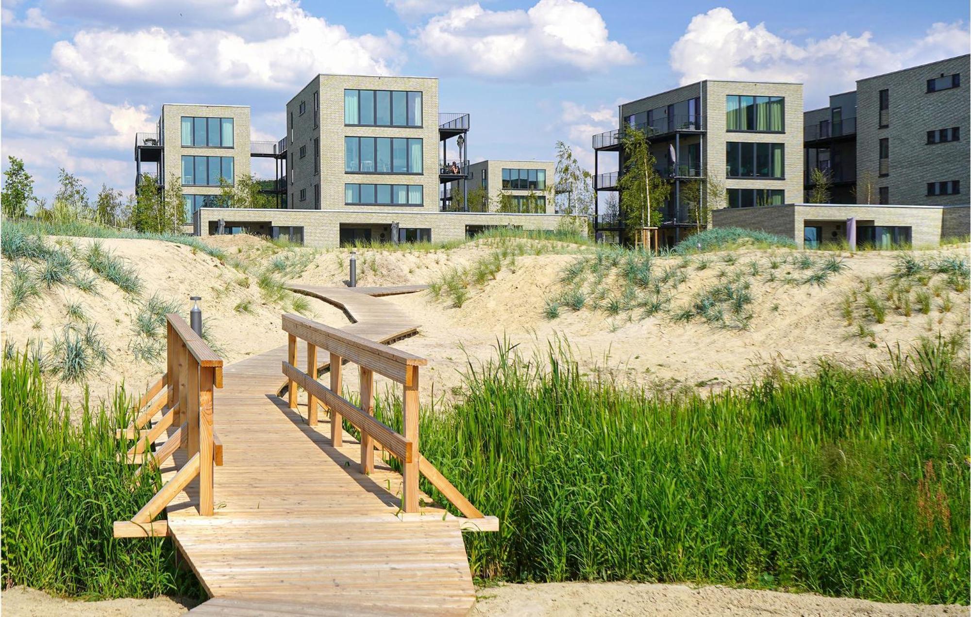 Nice Home In Lembruch-Duemmer See With Sauna Buitenkant foto